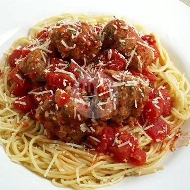 Spaghetti Bakso Bolognese